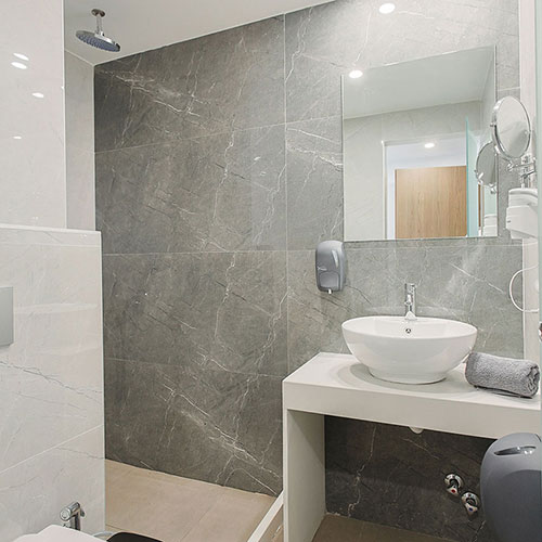 Double Superior Room Street/City View